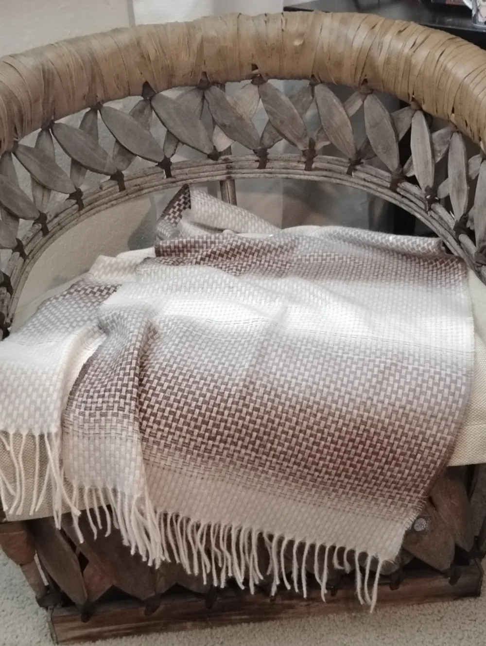 Vince Camuto Cream and Brown Woven Throw Blanket/Scarf